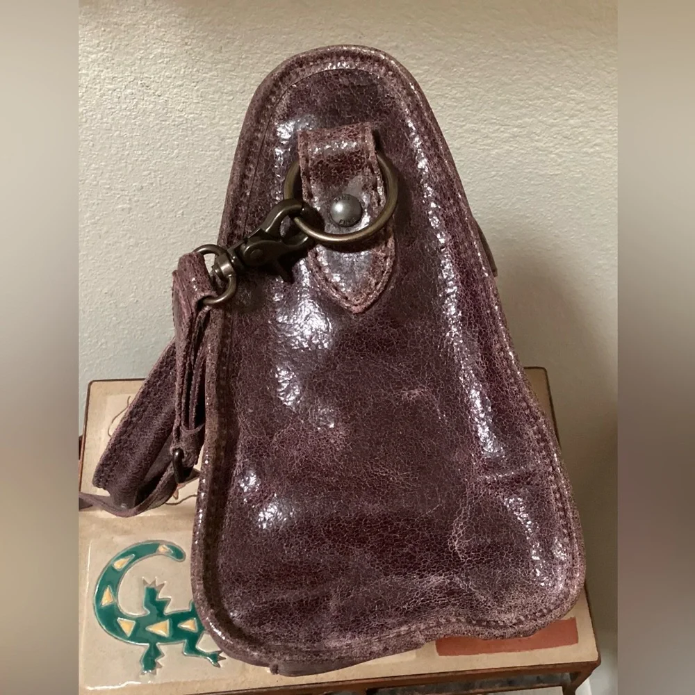 RARE Frye (Deborah) Studded Handbag with Wallet, Dusty Wine - Picture 7 of 16